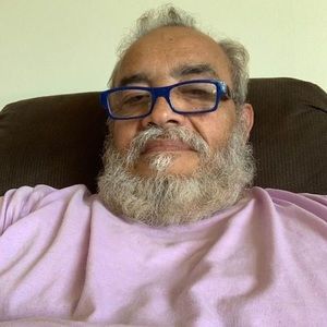 Meet your Posher, Manuel